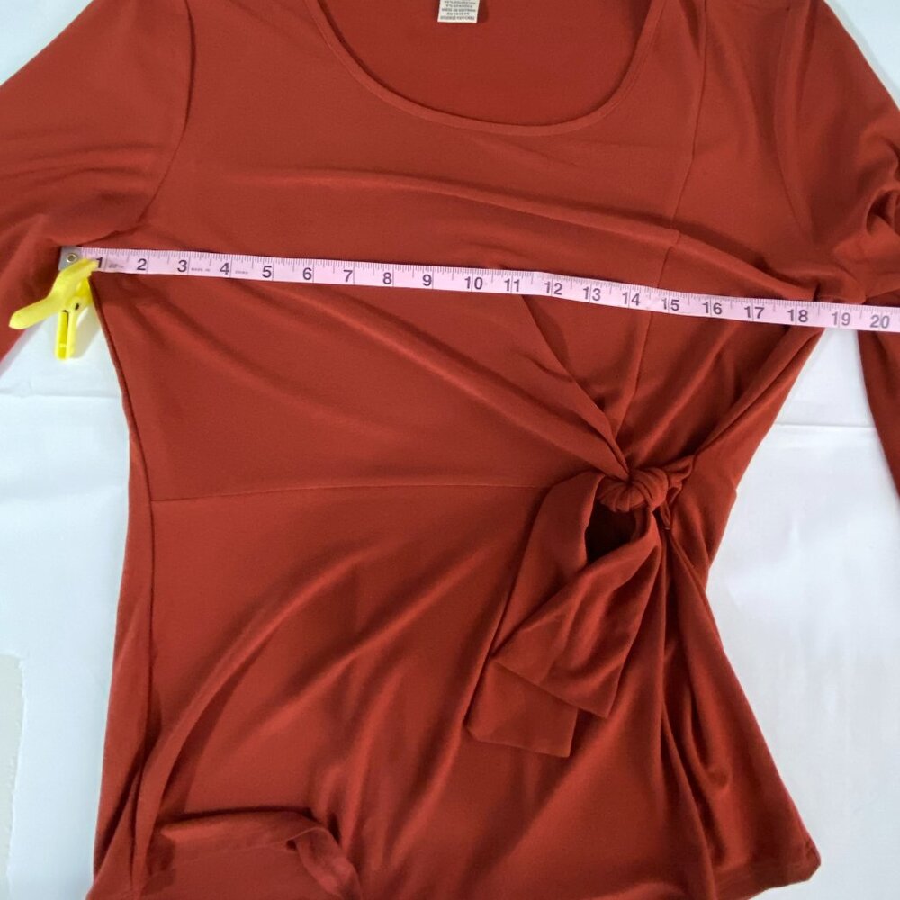 DIANA BELLE LARGE WRAP TOP - Picture 4 of 7